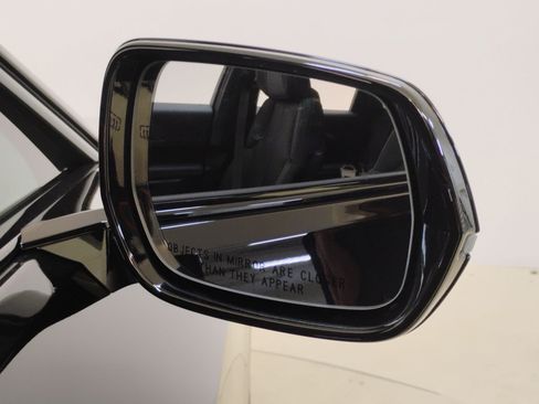 New 2025 Cadillac Lyriq Sport image 18