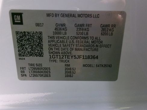 Used 2018 GMC Sierra 2500 SLT w/ Duramax Plus Package AWD/4WD image 63