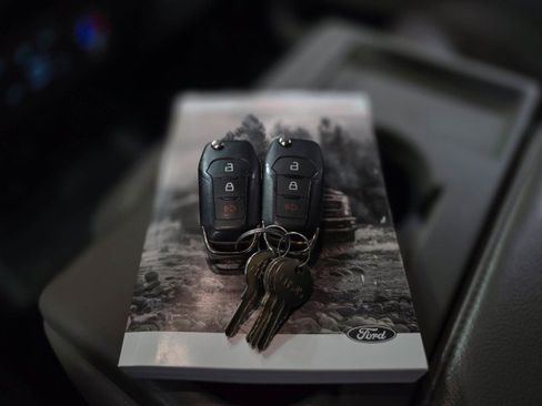 Used 2021 Ford F550 XL 4WD DRW Regular Cab Dually image 38