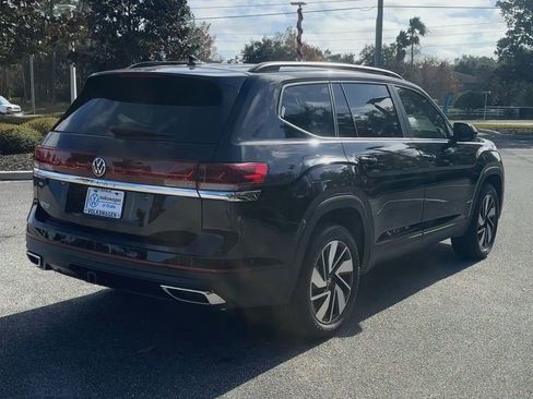 New 2026 Volkswagen Atlas SE image 8