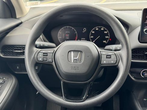 Certified 2026 Honda HR-V LX image 13