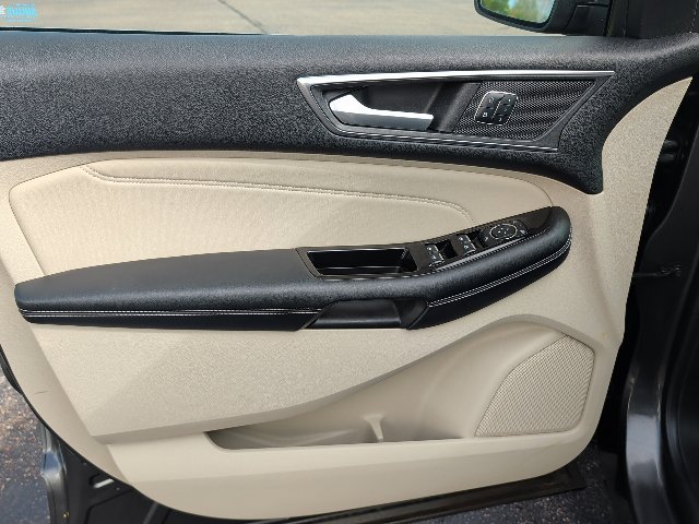 Used 2017 Ford Edge Titanium w/ Canadian Touring Package AWD/4WD image 15