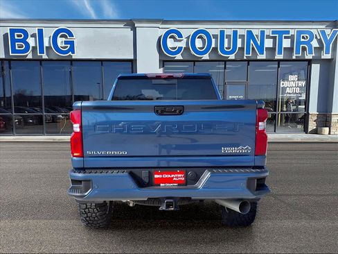 Used 2024 Chevrolet Silverado 2500 High Country w/ High Country Premium Package image 4