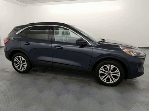 Used 2022 Ford Escape SEL image 9