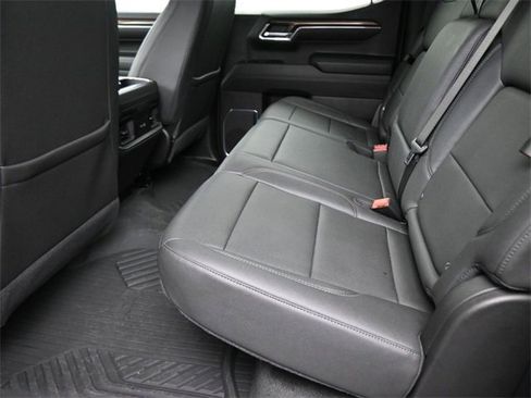 Used 2025 Chevrolet Silverado 1500 LT Trail Boss w/ LT Trail Boss Premium Package image 39