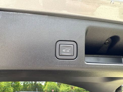 New 2026 Chevrolet Equinox EV RS AWD/4WD image 55
