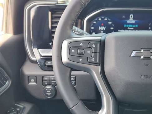 Used 2025 Chevrolet Silverado 2500 LTZ w/ LTZ Plus Package AWD/4WD image 26
