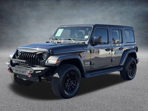 Used 2020 Jeep Wrangler Unlimited Sahara image 8