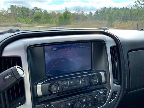 Used 2015 GMC Sierra 1500 SLT w/ SLT Crew Cab Value Package image 20