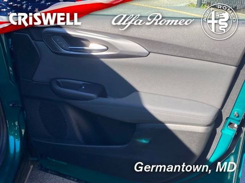 Used 2024 Alfa Romeo Tonale Ti image 35