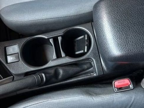 Used 2016 Toyota Corolla L FWD image 17