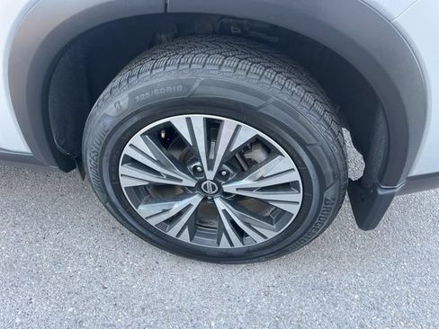 Used 2021 Nissan Rogue SV w/ Premium Package AWD/4WD image 23