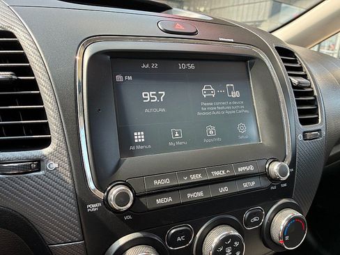 Used 2018 Kia Forte S FWD image 13