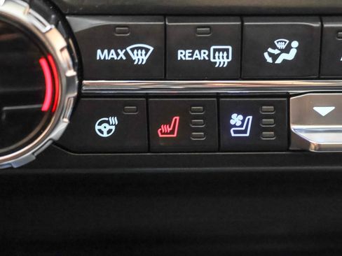 Used 2022 Ford F150 Lariat w/ Equipment Group 502A High AWD/4WD image 35