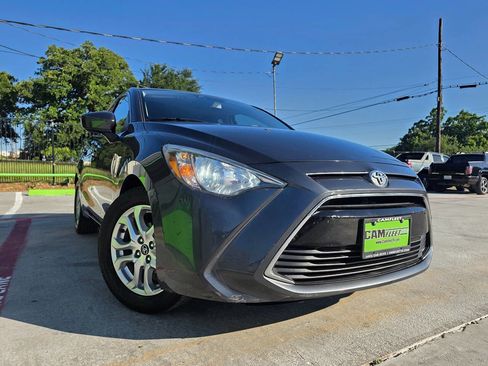 Used 2017 Toyota Yaris iA FWD image 59
