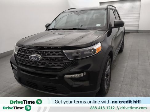 Used 2024 Ford Explorer XLT w/ Equipment Group 202A RWD image 1