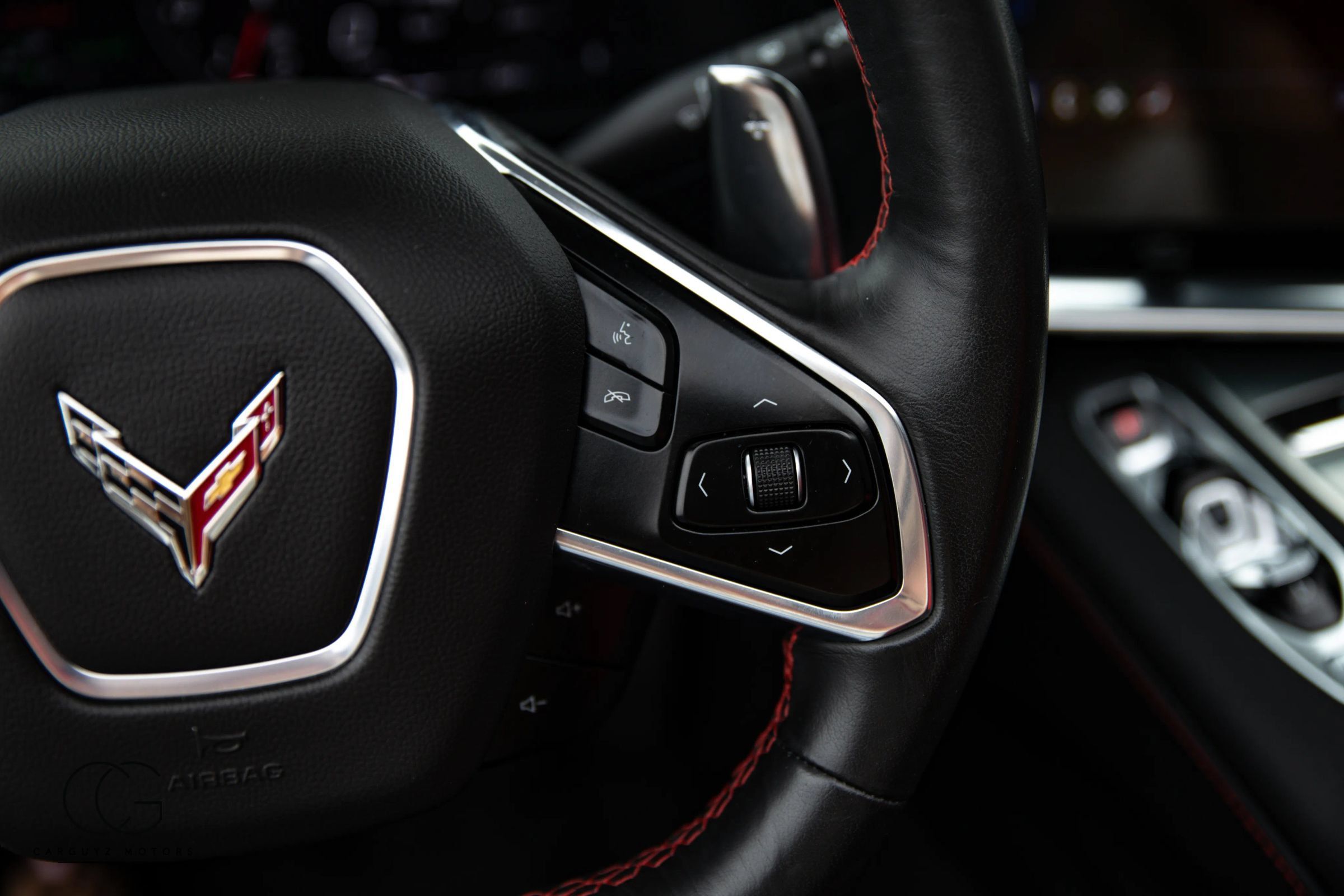Used 2020 Chevrolet Corvette Stingray Coupe w/ Z51 Performance Package RWD image 33