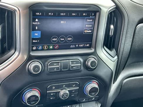 Used 2019 Chevrolet Silverado 1500 LT Trail Boss AWD/4WD image 18