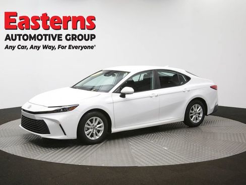 Used 2025 Toyota Camry LE FWD image 56