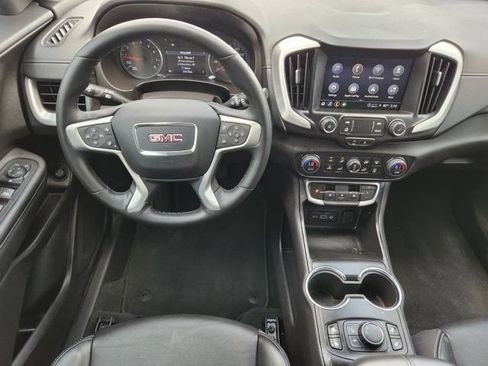 Used 2024 GMC Terrain SLT FWD image 26