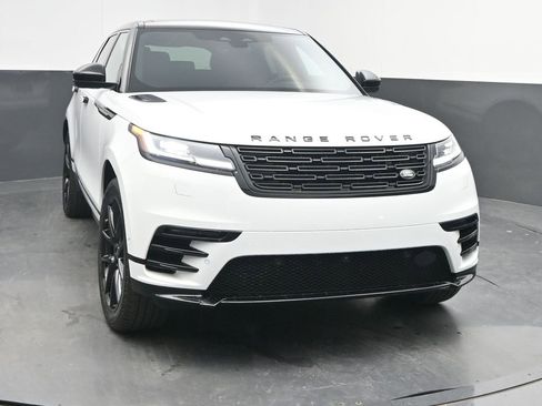 New 2026 Land Rover Range Rover Velar Dynamic SE image 2