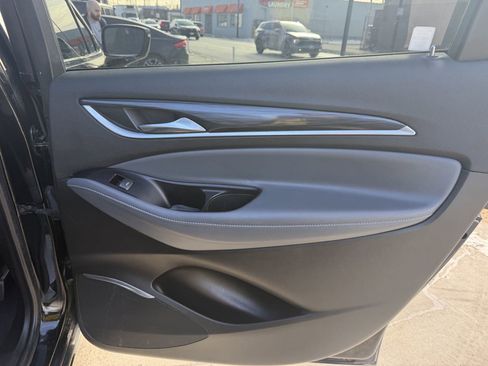 Used 2020 Buick Enclave Essence w/ Sound and Sites Package image 27