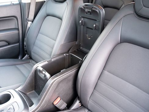 Used 2021 GMC Canyon AT4 AWD/4WD image 9