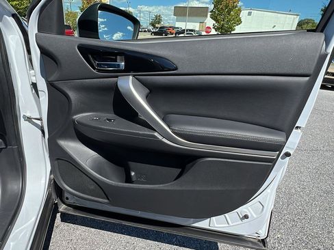 Used 2022 Mitsubishi Eclipse Cross SEL image 12