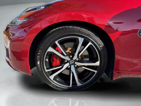 Used 2019 Nissan 370Z Touring Sport image 32