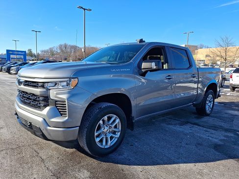 Certified 2024 Chevrolet Silverado 1500 RST w/ Convenience Package II image 3