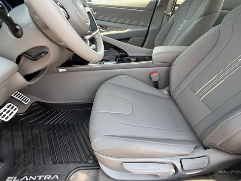 New 2026 Hyundai Elantra SEL Sport Premium FWD image 12
