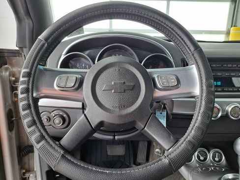 Used 2005 Chevrolet SSR w/ Preferred Equipment Group RWD image 10