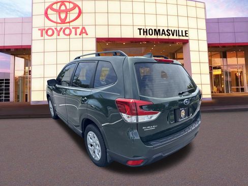Used 2022 Subaru Forester AWD/4WD image 7