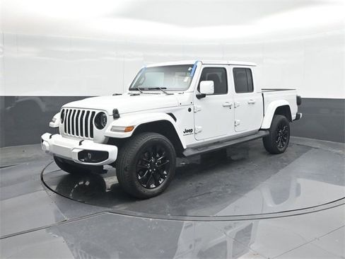 Used 2023 Jeep Gladiator Overland image 34