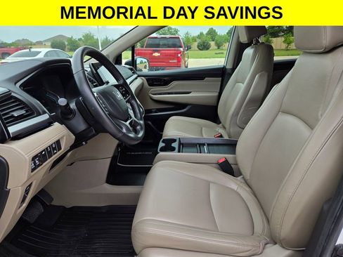 Used 2024 Honda Odyssey Touring image 9