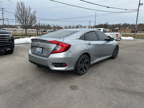 Used 2019 Honda Civic Sport image 3