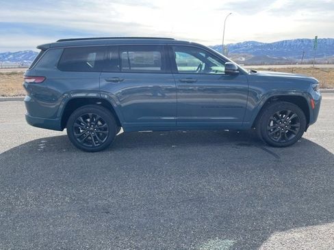 New 2026 Jeep Grand Cherokee L Limited image 2