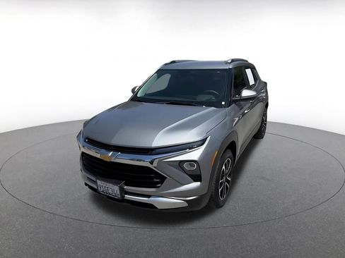 Used 2025 Chevrolet TrailBlazer LT FWD image 7