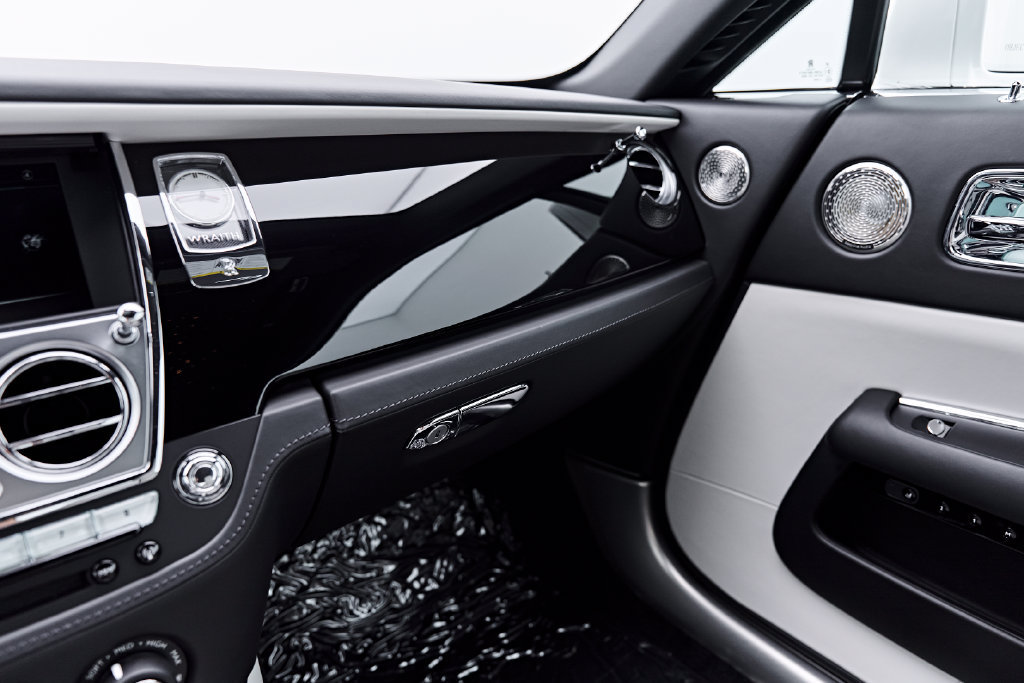 Used 2020 Rolls-Royce Wraith RWD image 80
