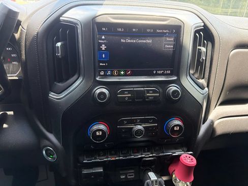 Used 2019 Chevrolet Silverado 1500 LT w/ All-Star Edition AWD/4WD image 18