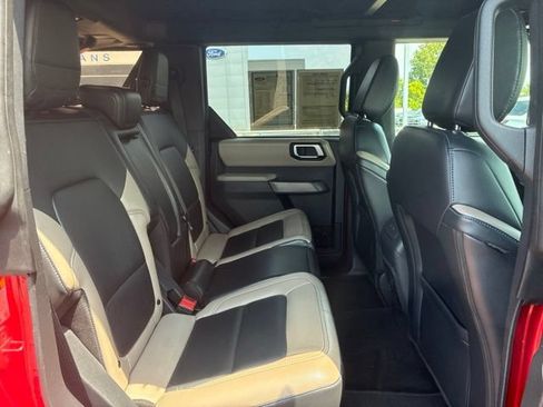 Used 2021 Ford Bronco Wildtrak AWD/4WD image 27