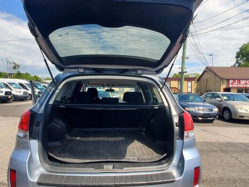 Used 2013 Subaru Outback 2.5i Premium AWD/4WD image 24
