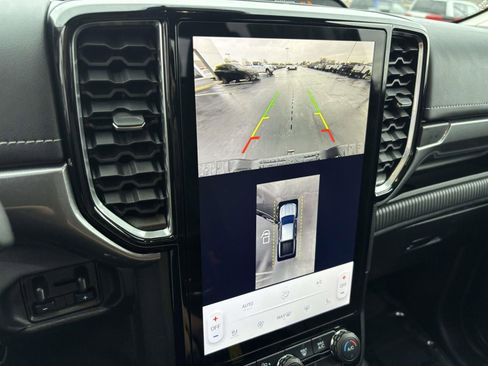 Used 2024 Ford Ranger Lariat w/ Advanced Towing Package image 22