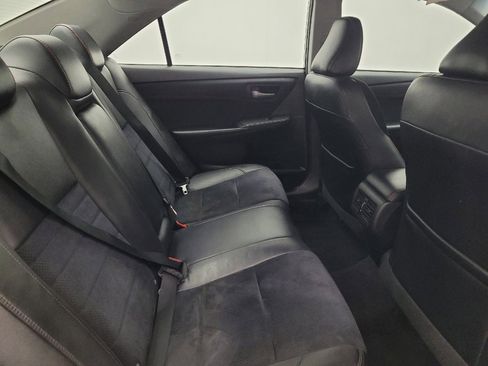 Used 2015 Toyota Camry XSE image 19
