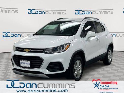 Used 2019 Chevrolet Trax LT w/ LT Convenience Package AWD/4WD image 1