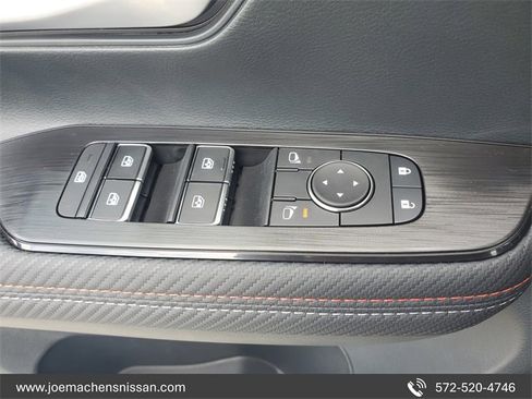 New 2026 Nissan Kicks SR image 23