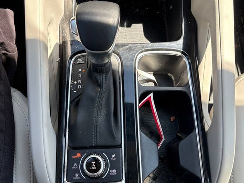 Used 2020 Kia Telluride S w/ S 8 Passenger Seating Package AWD/4WD image 14
