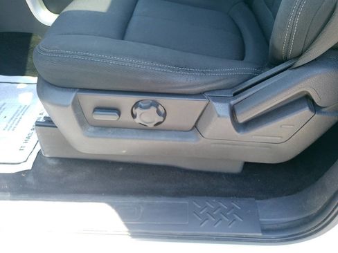 Used 2013 Ford F150 FX4 w/ Mid Equipment Group AWD/4WD image 24