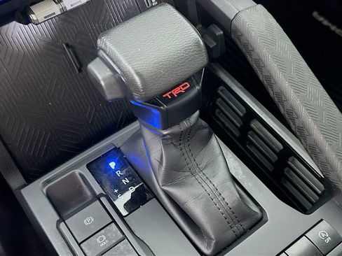 Used 2024 Toyota Tacoma TRD Sport RWD image 32