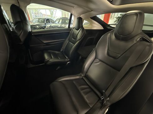 Used 2016 Tesla Model X 75D image 27